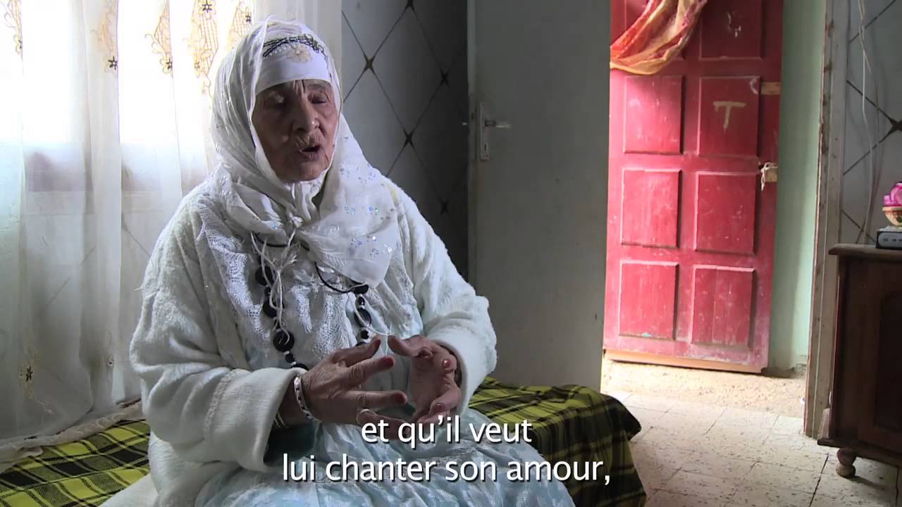 50 ans 50 femmes, Portrait de Fatima Hechaichi, chanteuse de Sraoui à Sétif, Portrait N°2