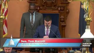 Sen. Barrett opens Senate session with an invocation