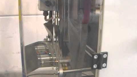 plastic spoon packaging ( AVM 200 IC)