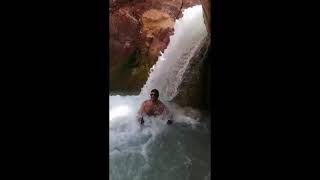 زرقاء  معين سمعها