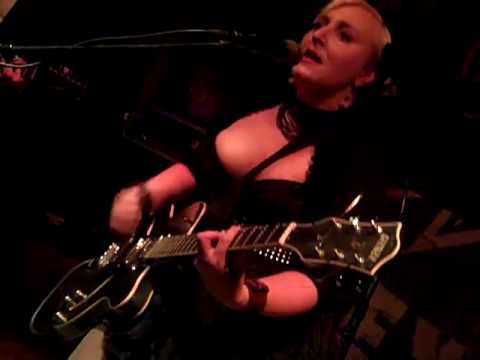 Izzy Cox - Williamson County Blues - Beerland - SX...