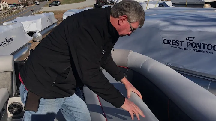2019 CREST III 240 SLRC at Barry Capps Marine