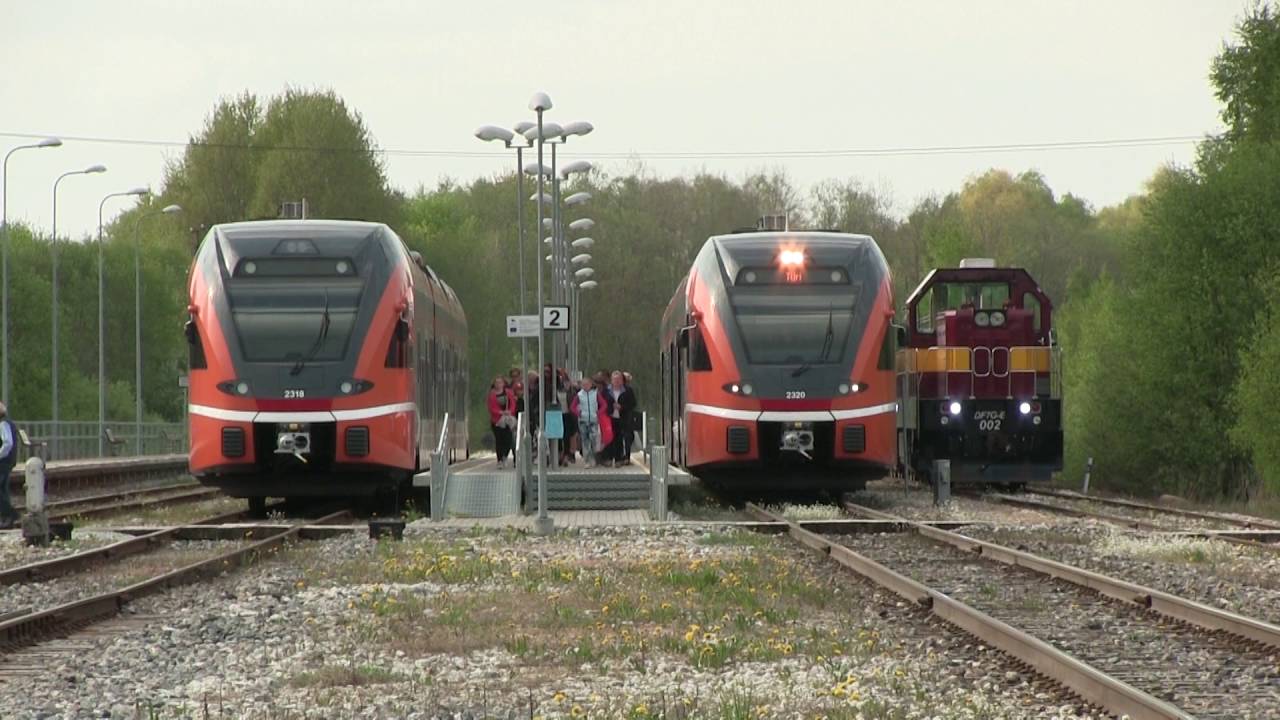 Штадлерский дизель-поезд 2320 на ст. Рапла / Stadler DMU 2320 at Rapla station