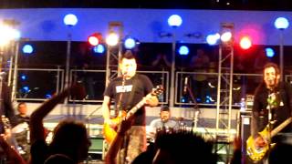 Less Than Jake - Spongebob Squarepants  (Live on the 311 Cruise 2013)