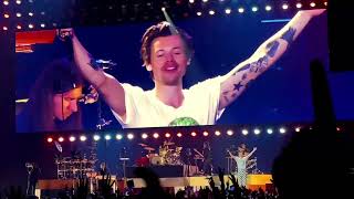 Harry Styles - As it Was & Thanks speech, live (Love on Tour 16.7.2022 Wien)