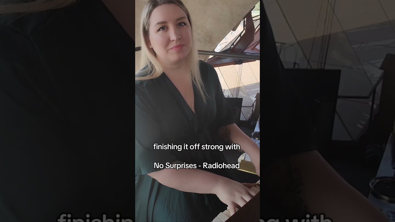 🎶 From Drake to Debussy: The Most Eclectic Wedding Playlist Ever! 💍🎧