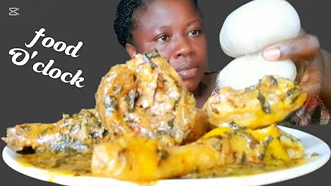 Mukbang asmr,palmnut bitterleaf soup, chicken/ fufu,African food