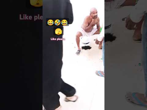 गंजे चाचा 😂🤣😆😂 #surajroxfunnyvibeo #comedy #funny #explore #memes #funnyvideo #viralvideo #haha