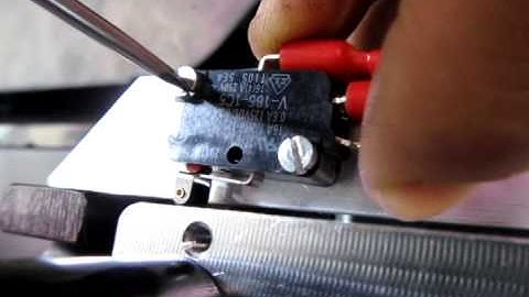 16) How to adjust or change the left contactor on a stringing machine