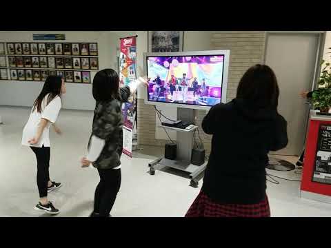 K-POP×SHOW!参加者、テレビ前で踊り狂う #音楽専門学校