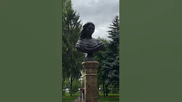 Сквер Таттыбубу Турсунбаевой Таттыбубу Турсунбаева атындагы гулзар Бишкек 