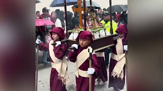 Cientos de niños reviven tradiciones españolas en la ciudad de Tunja, Colombia. 🇨🇴 