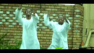 MUMWE ARIKO KUMSORO: REV T T CHIVAVIRO