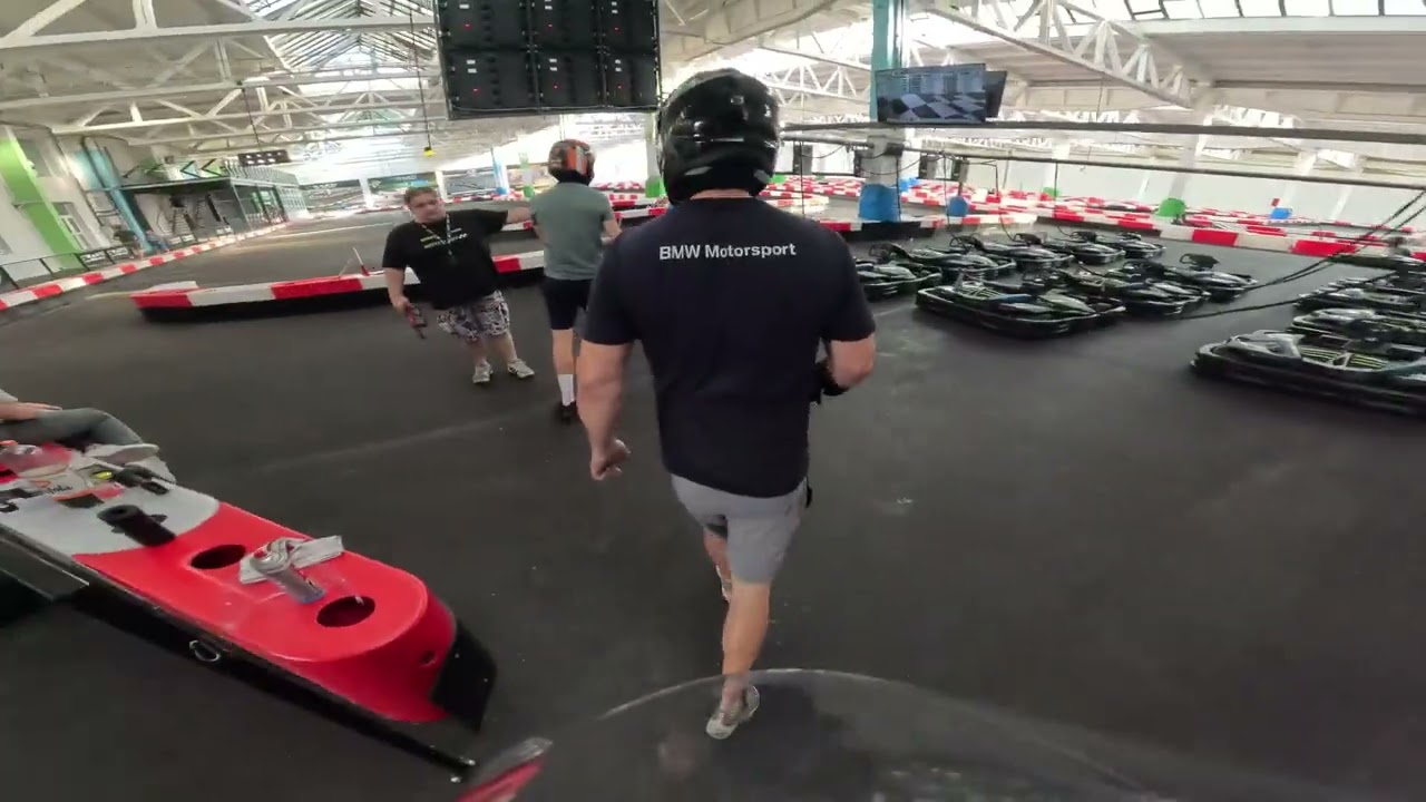 Public Sesions E-kart nitra w/Tomas w/Oliver Aurel -onboard