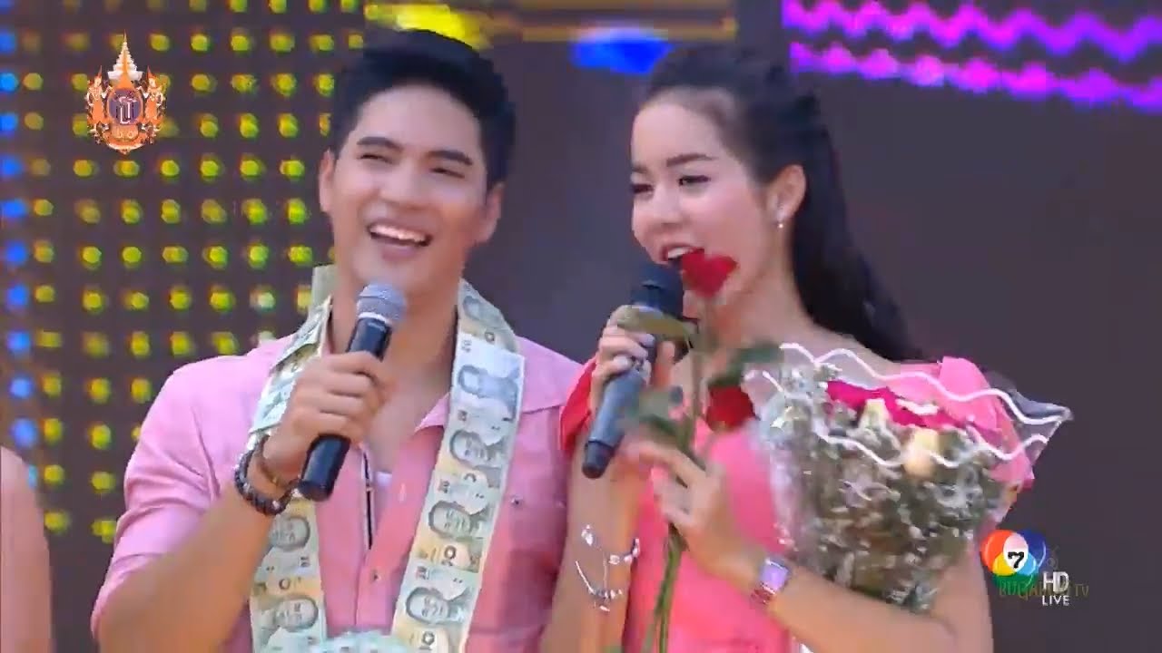 150425 โบว์ เมลดา @ 7 สีคอนเสิร์ตออนทัวร์ ขอนแก่น