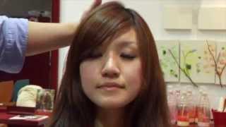 忙しい朝でも簡単 コテを使ってふんわり斜め流し前髪を作るコツ Cosmeまとめ アットコスメまとめ