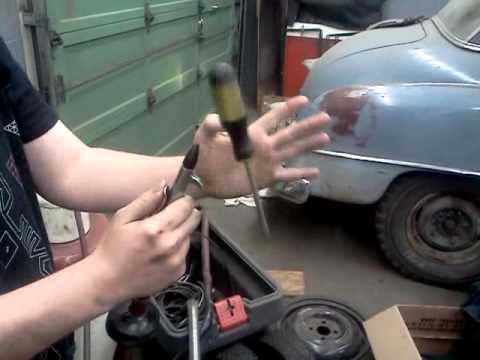 The floating screwdriver trick!