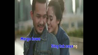 Download Lagu AKU TENANG by EMILY YOUNG MP3