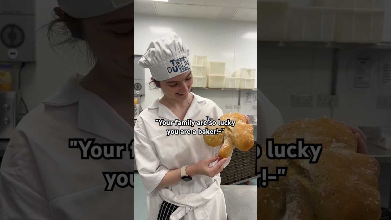 My cake FELL APART- 😭 