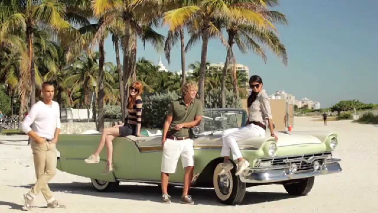 Melluso - Spot Campagna Primavera / Estate Walk