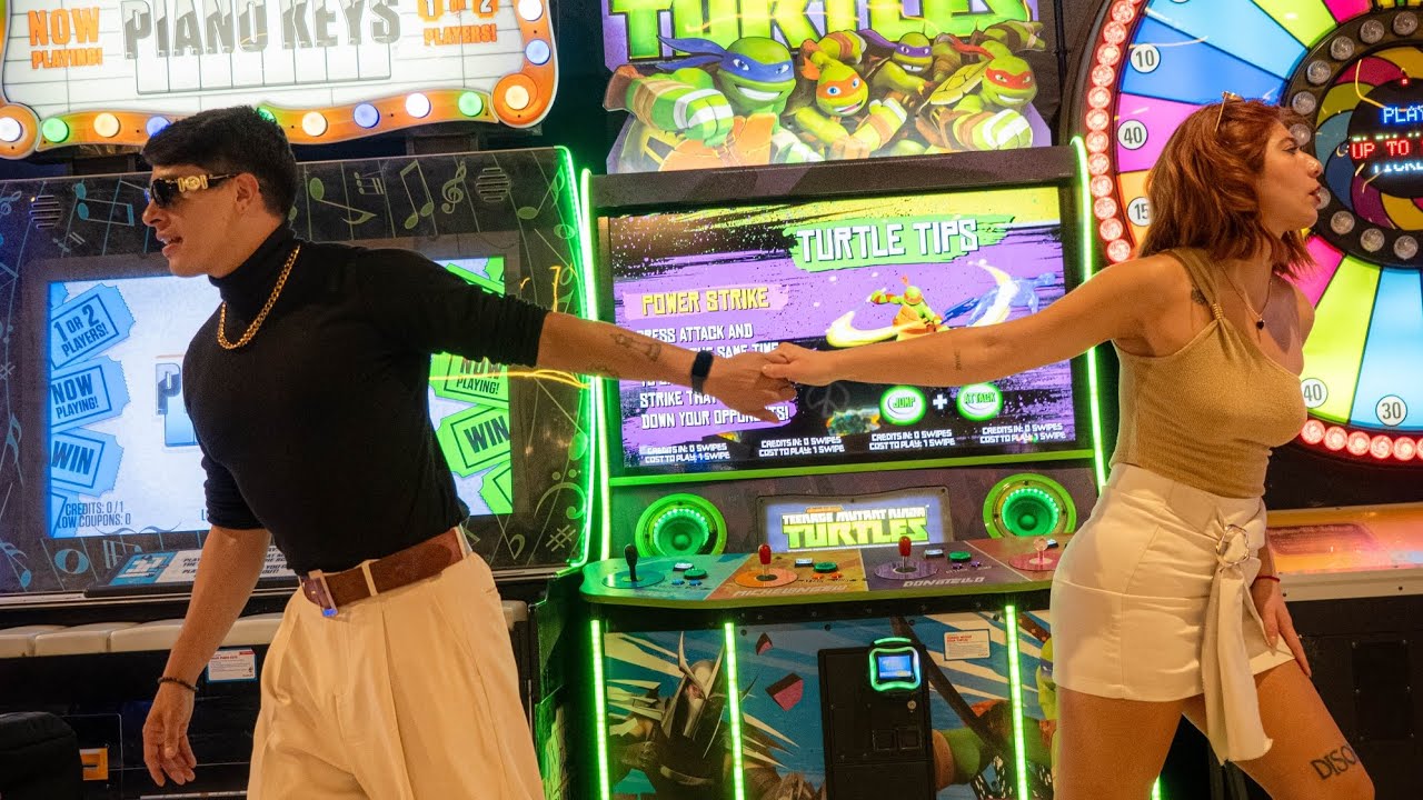 HAWK - GAME OVER 🕹 ( VIDEOCLIP OFICIAL)