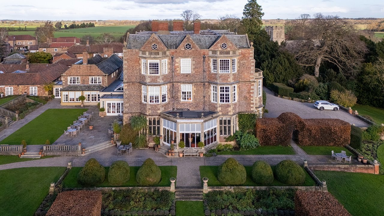 Goldsborough Hall Wedding Venue | York Wedding Photographer Champagne Shutter Photography