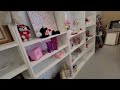 why are all the shelves empty at this thrift store?