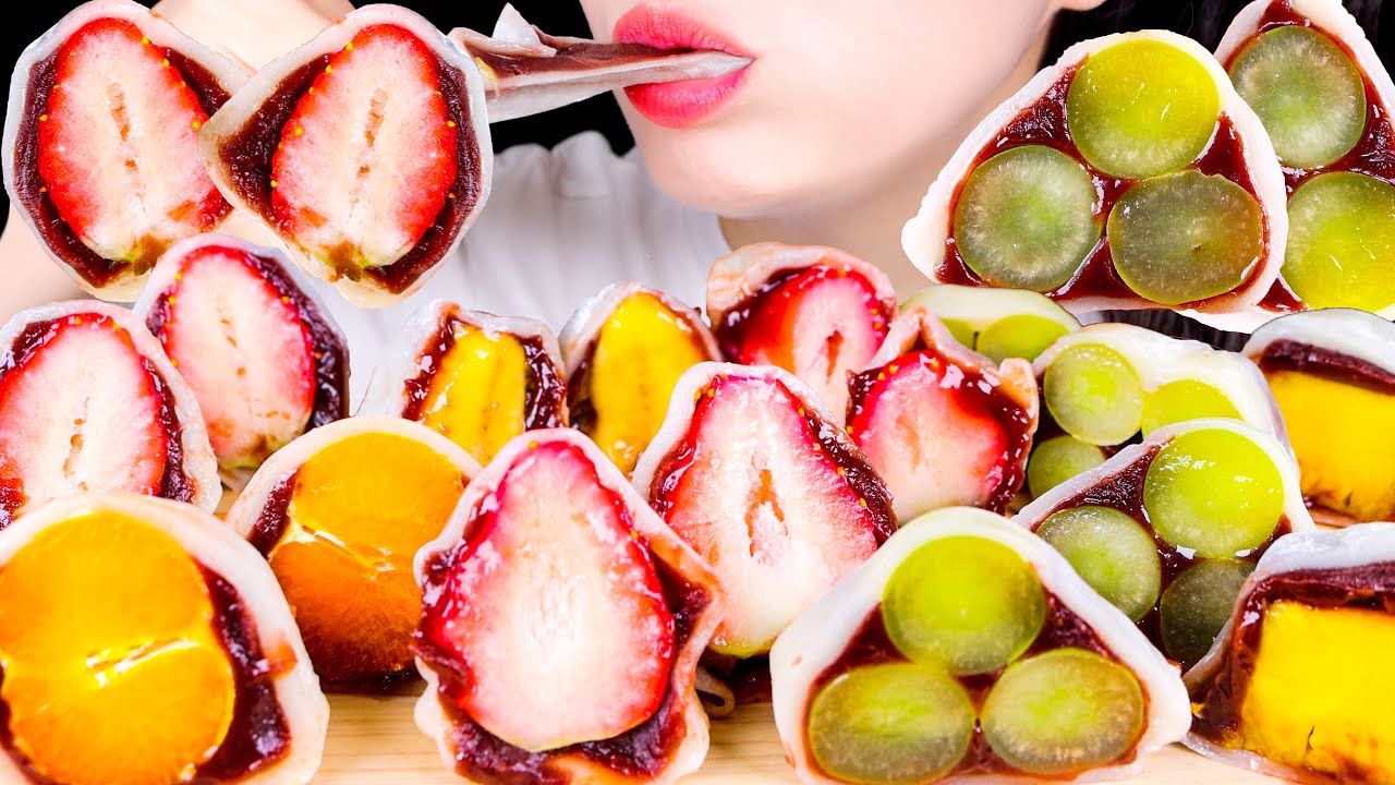 ASMR моти из свежих фруктов, рисовый пирог, клубничный моти, MUKBANG & VLOG, звуки жевательной еды.