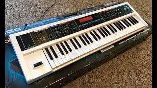 Roland JUNO-Di ホワイト Roland JUNO-Di 61-Key Synthesizer - White | Sweetwater