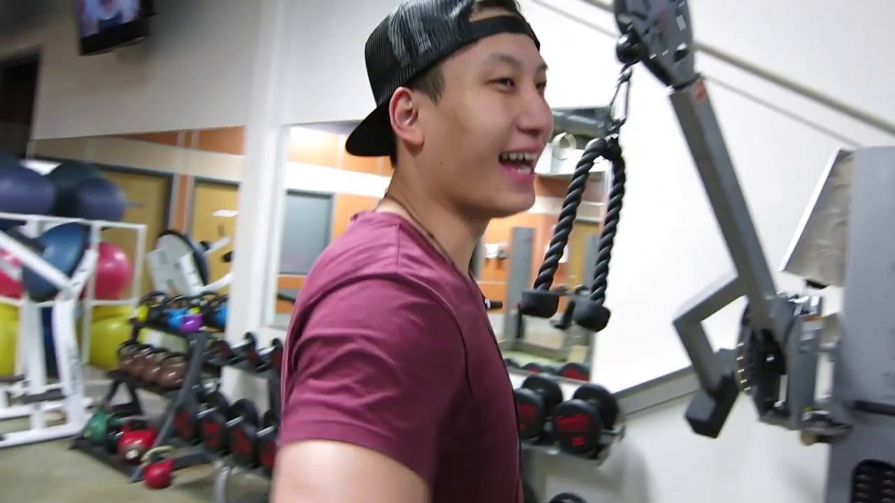 VLOG1:Preworkout review: White Rapids, and Chest day braaahhhh!