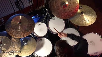 Frank plays U Got 2 Believe - Paulo Mendonca