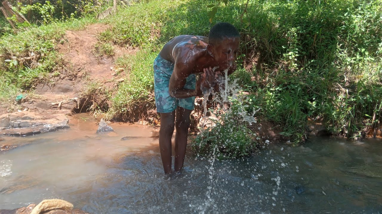"Why a river shower is better than a Bathroom (Proof inside !!)"😜😜😜