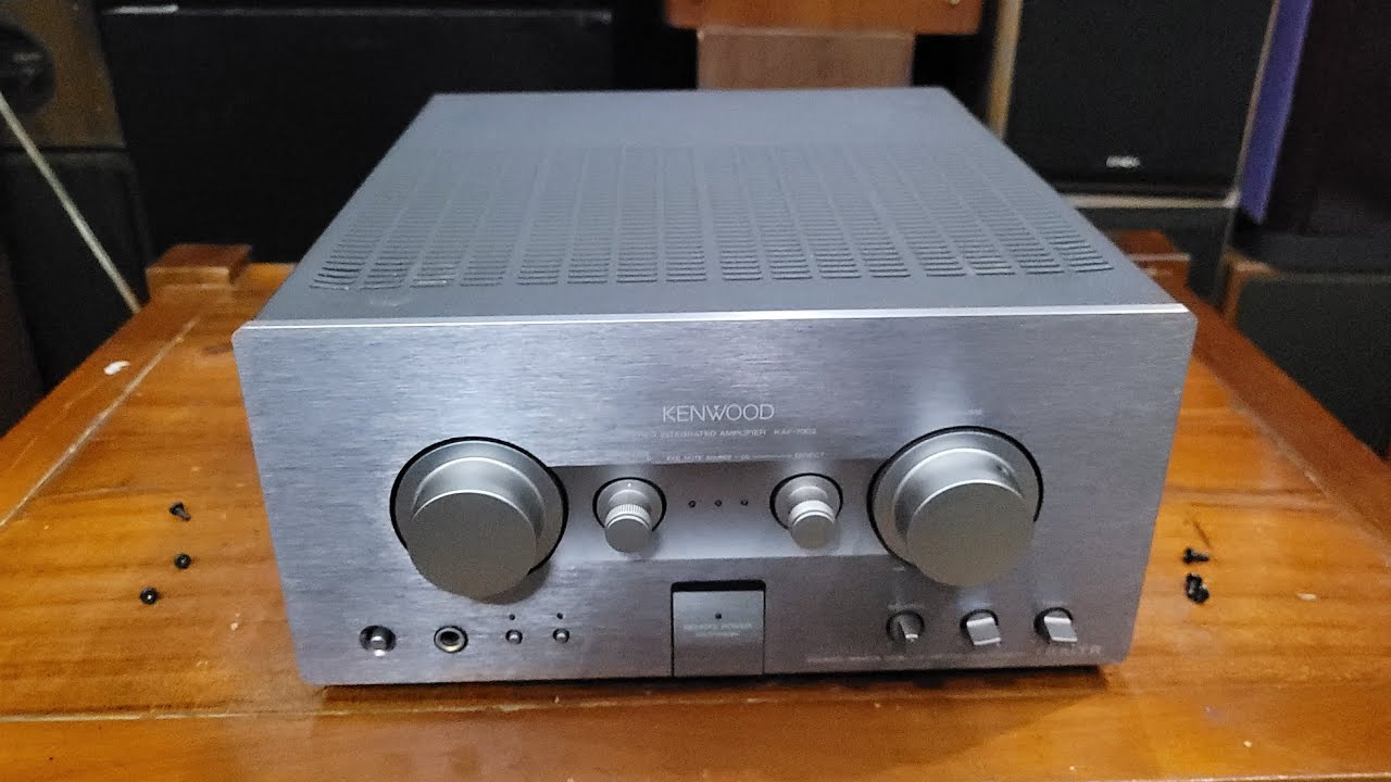 Kenwood KAF 7002 amplifier with 8 dual transistors, powerful