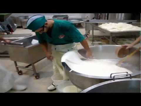 Видео: Mozzarella махан бөмбөлөг
