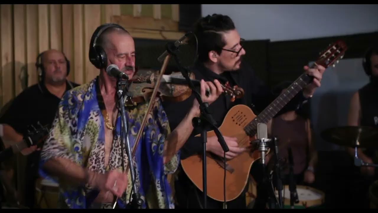 Chiri Charín (Chacarera simple). Autor Daniel Cañueto.