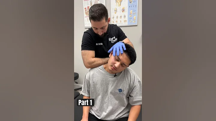 Part 1: His neck has been stuck facing the right! 😳 #kingofcracks #chiropractor #torticollis