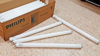A BOX FULL OF F20T12 TUBES! (and reviewing 6 of them!) @THEBULBHOME