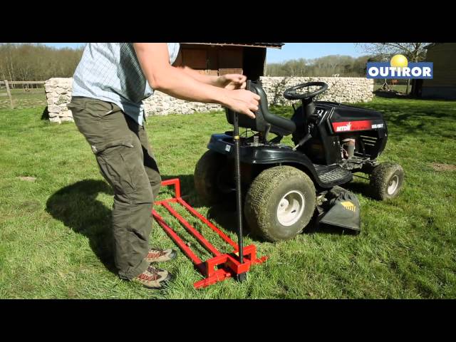 Promo Lève Tracteur Tondeuse, Avec Vis De Levage Sans Effort, Supporte 400  Kg chez Outiror