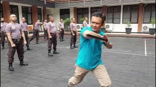 LATIHAN DRILL TONGKAT POLRI SERI 2 LENGKAP MUDAH HAFAL