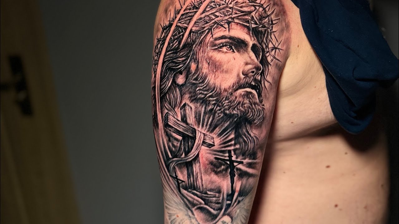 How to tattoo - making a religious Jesus tattoo 