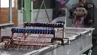 Download Lagu Het verbazingwekkende proces van plastic grondstoffen. Japanse fabriek met een geautomatiseerde lijn MP3