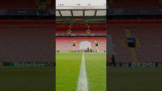 Turn the sound up. Feel matchday 🔊 #UCL #ChampionsLeague #PSG