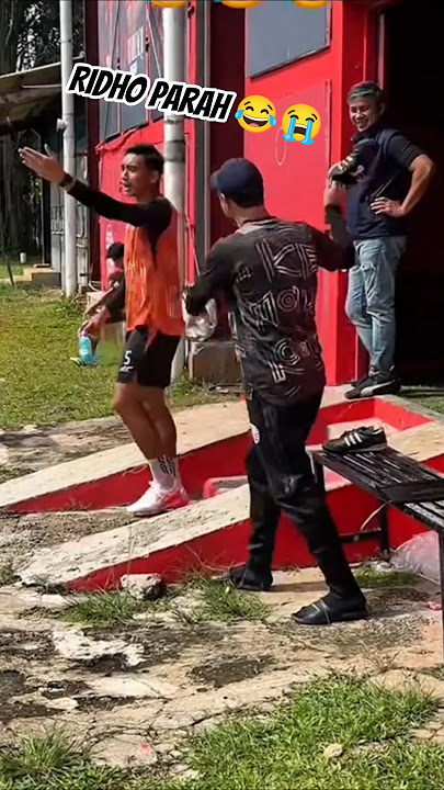 Rizky Ridho's Funny Prank on Mauricio Souza Makes You Laugh 😂 #persija #jakmania