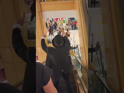 Bailando Casino en la terraza de Yoel Marrero (Maria y Yoel)