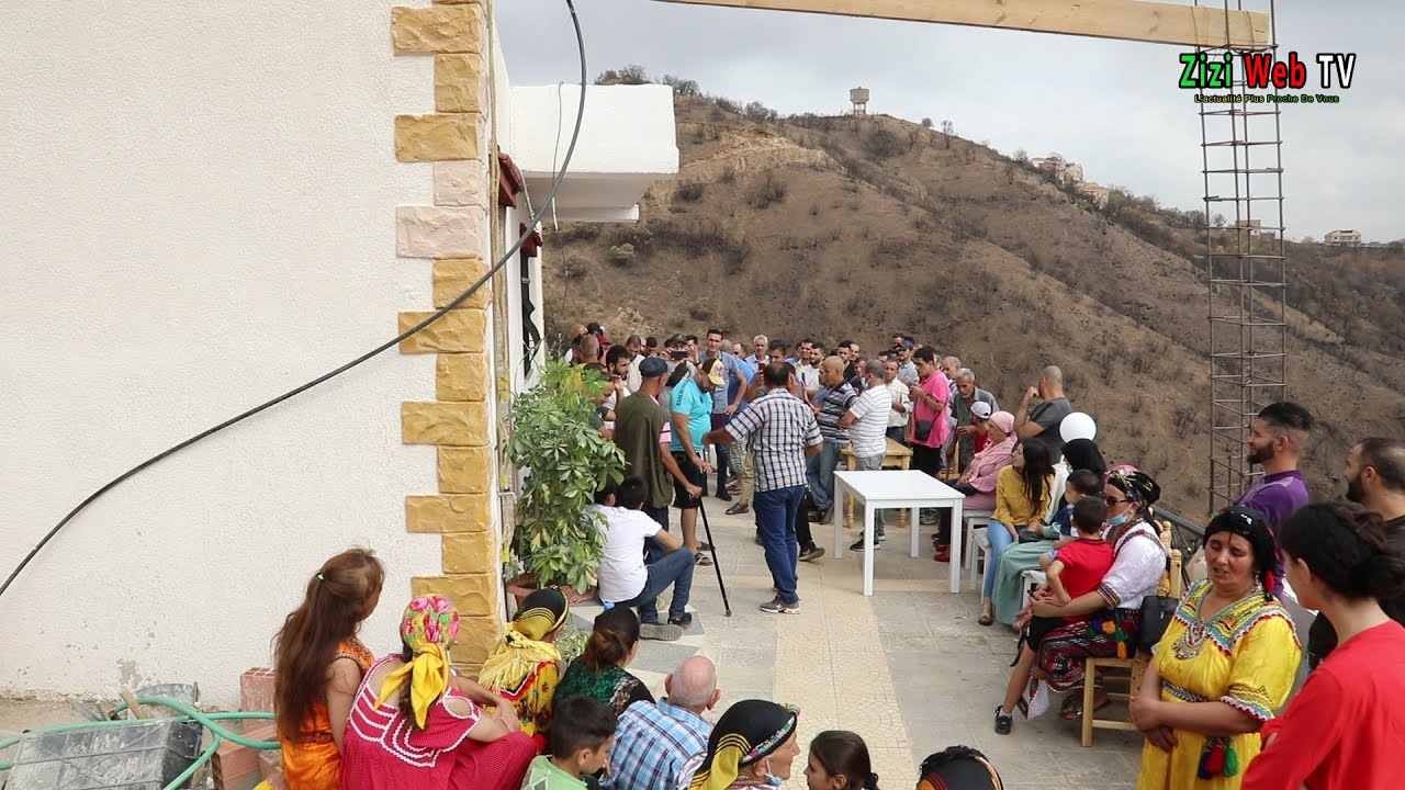 Une Famille Sinistré Relogé Par Les Bienfaiteurs à "Mekla" à Tizi-Ouzou … Reportage ...