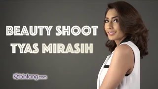 Tyas Mirasih Beauty Shoot for Bintang com