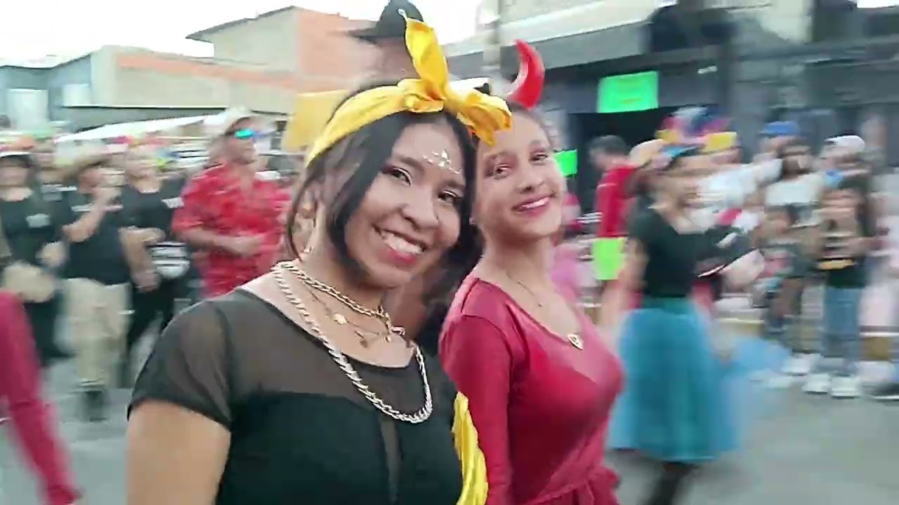 Carnaval Carúpano 2025/Sábado resumen del desfile