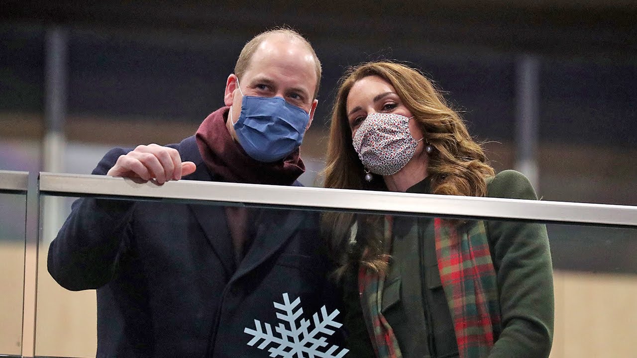 Prince William and Kate get festive send-off before embarking on UK tour