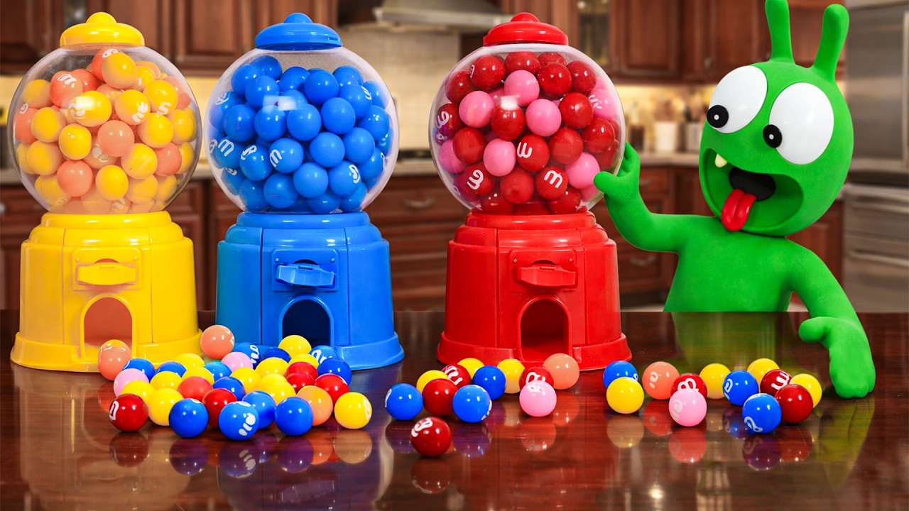 Pea Pea Makes a Cake Using Candy from a Vending Machine — Will It Work!