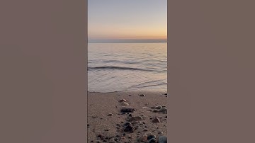 Thumbnail of Relaxing ocean waves sound🌊